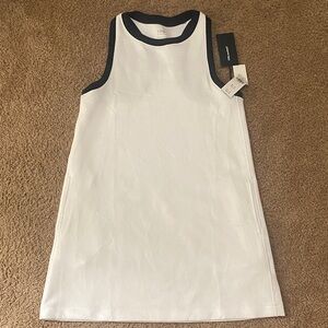 Abercrombie & Fitch White and Black Dress